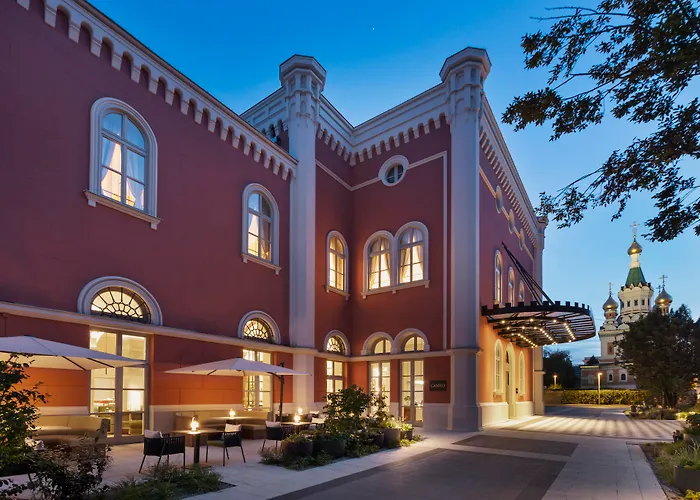 Renaissance Imperial Riding School Hotel 